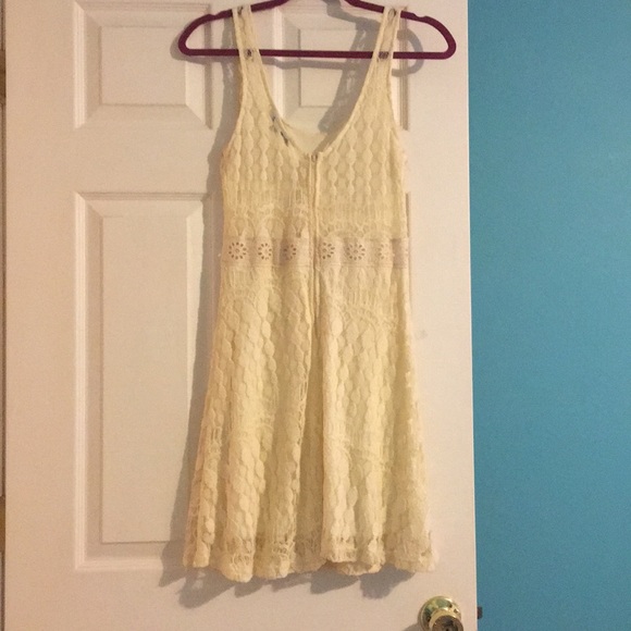 Off white lace dress - Picture 2 of 2